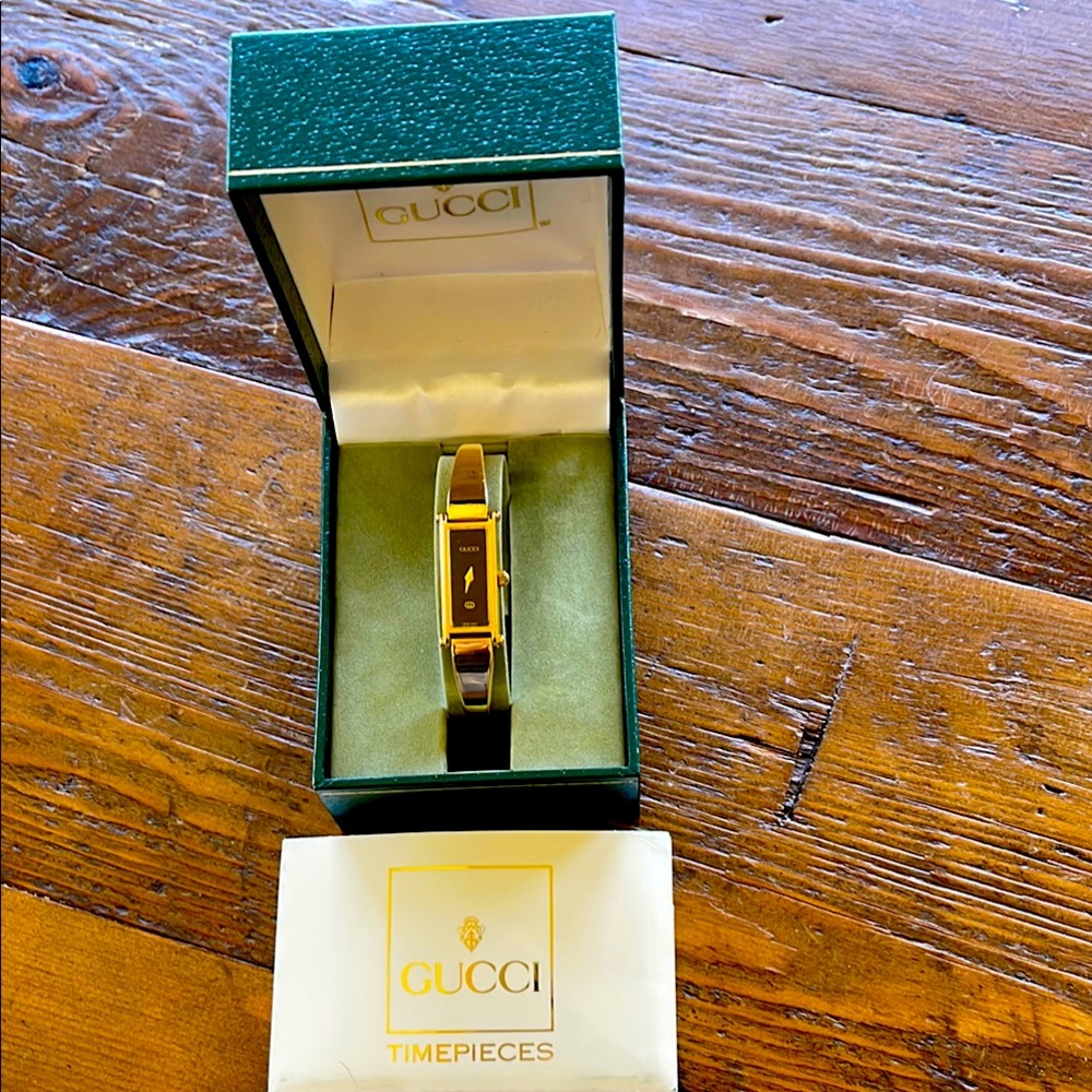 Gucci Gold Women's Watch